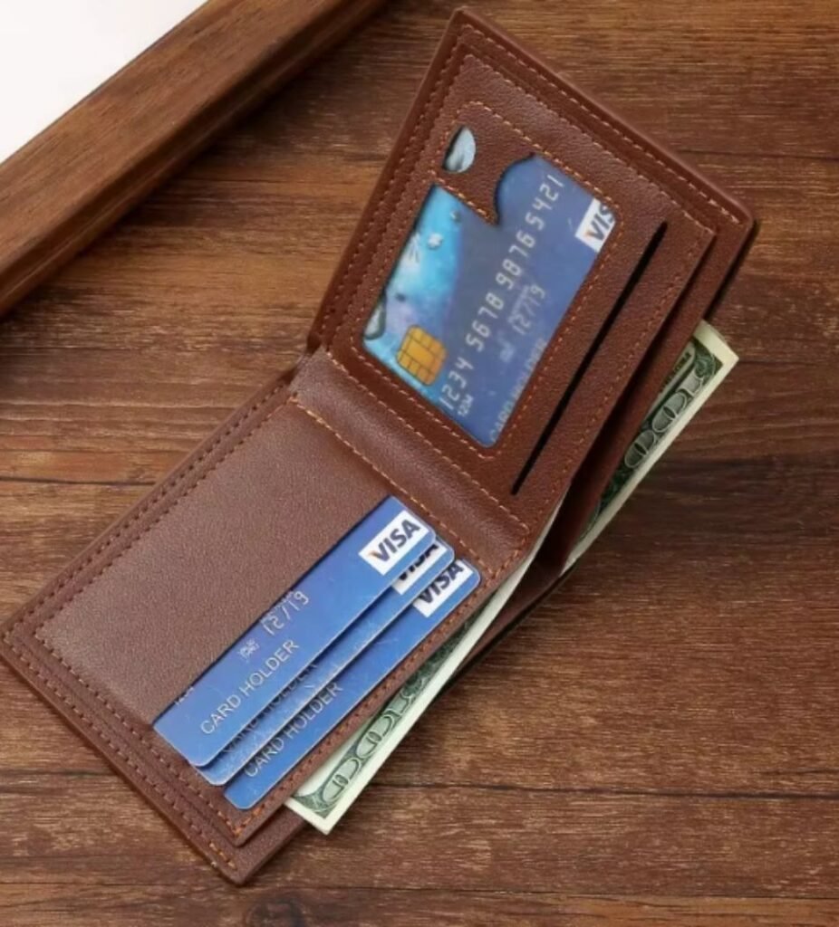 mens-leather-short-wallet-open-pic