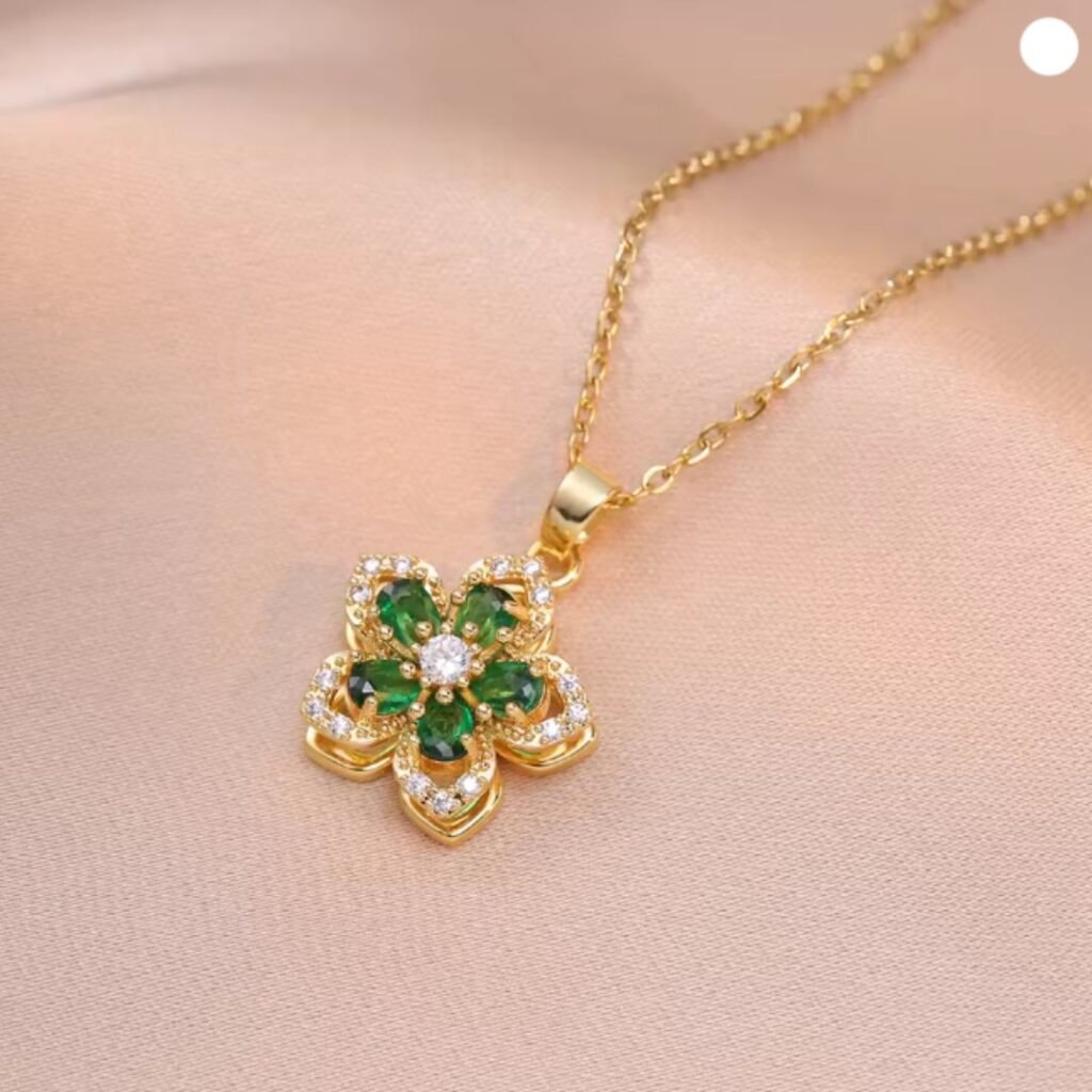 shiny-zircon-romantic-flower-pendant-necklace-green